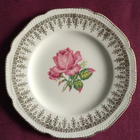 Set of 4 Royal Swan made in England 5.75" butter dessert bread plates red rose - Picture 4 of 9